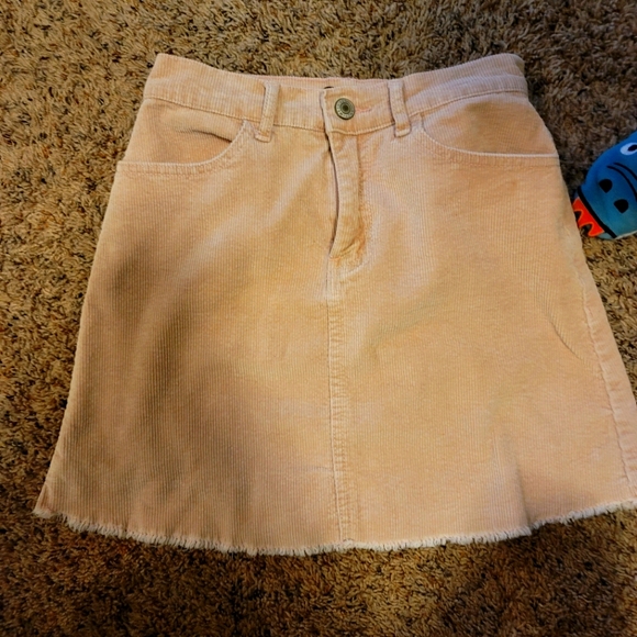 Brandy Melville Skirt - Picture 1 of 8